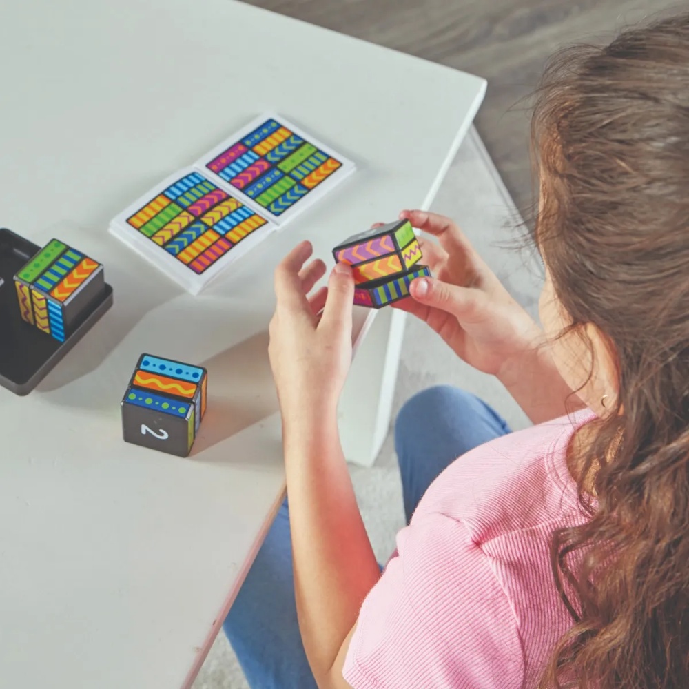 Learning Resources - Brainometry™ Cubed Shape & Fidget Kids Travel Puzzle Game