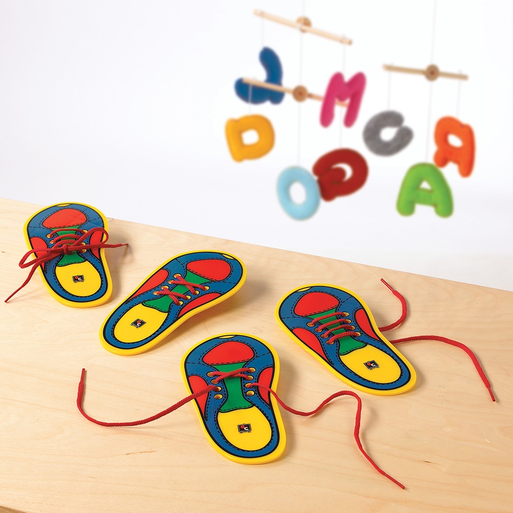 EDX Education - Lacing Shoe w Red Lace