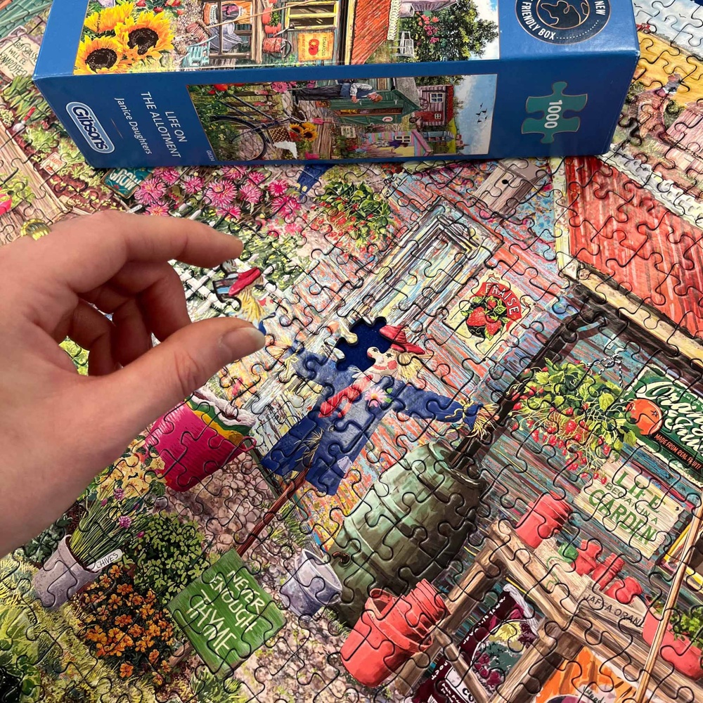 Gibsons - Life on the Allotment - 1000 Piece Jigsaw Puzzle